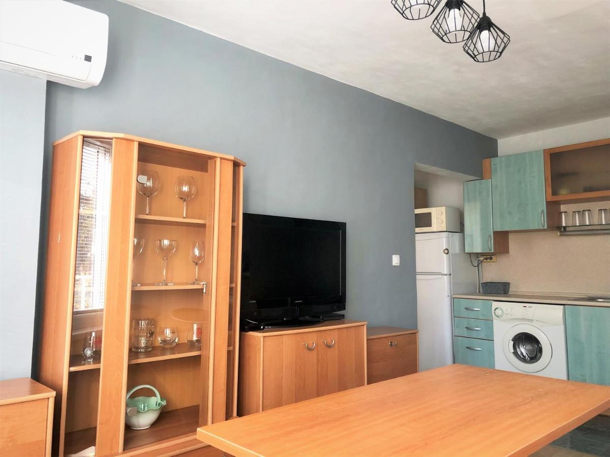 Sunshine Apartment